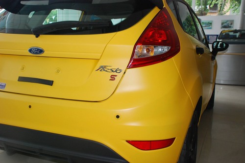 x8 Ford Việt Nam sáng tạo thêm sự mạnh mẽ cho Fiesta S