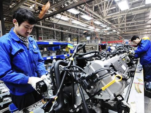 china auto factory 1367523735 500x0 Toyota sẽ ngừng hoạt động tại Trung Quốc
