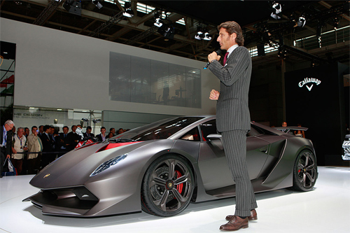 sesto elemento 1 3255 1450772913 Stephan Winkelmann và đế chế 10 năm ở Lamborghini