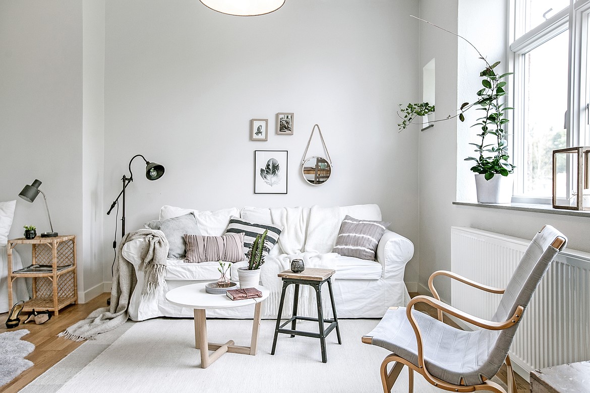 Tham quan căn hộ 38m² với nội thất trắng đầy cảm hứng của cô nàng độc thân can ho 38m sieu de thuong cua co nang doc than quyen ru xu bac au f9c8ded706 Tham quan căn hộ 38m² với nội thất trắng đầy cảm hứng của cô nàng độc thân