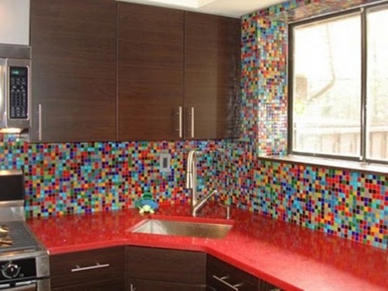 colorful kitchen backsplash ideas 13 554x415 Chia sẻ những mẫu thiết kế nhà bếp đẹp hoàn hảo