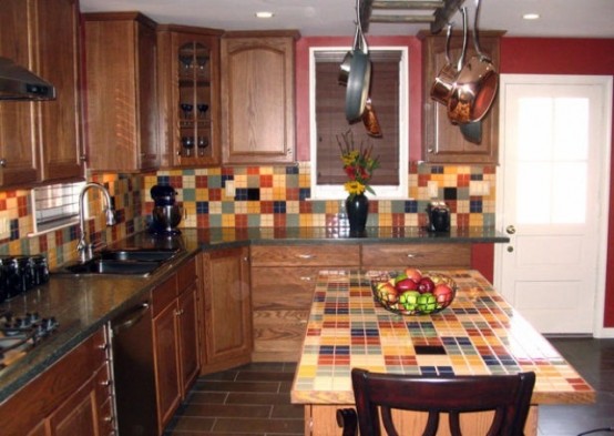 colorful kitchen backsplash ideas 32 554x393 Chia sẻ những mẫu thiết kế nhà bếp đẹp hoàn hảo