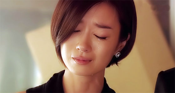 beautiful korean woman crying 7 sự thật về phụ nữ mà chính các nàng cũng phải rất ngỡ ngàng